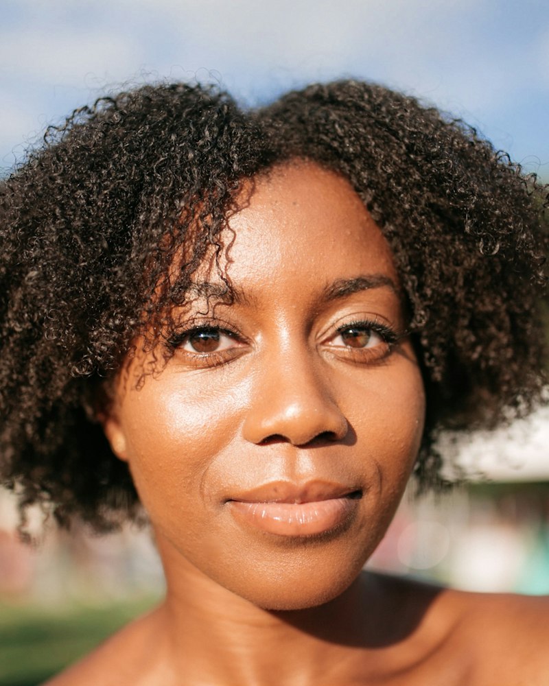 Maya, 28